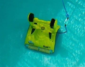 רובוט לבריכה